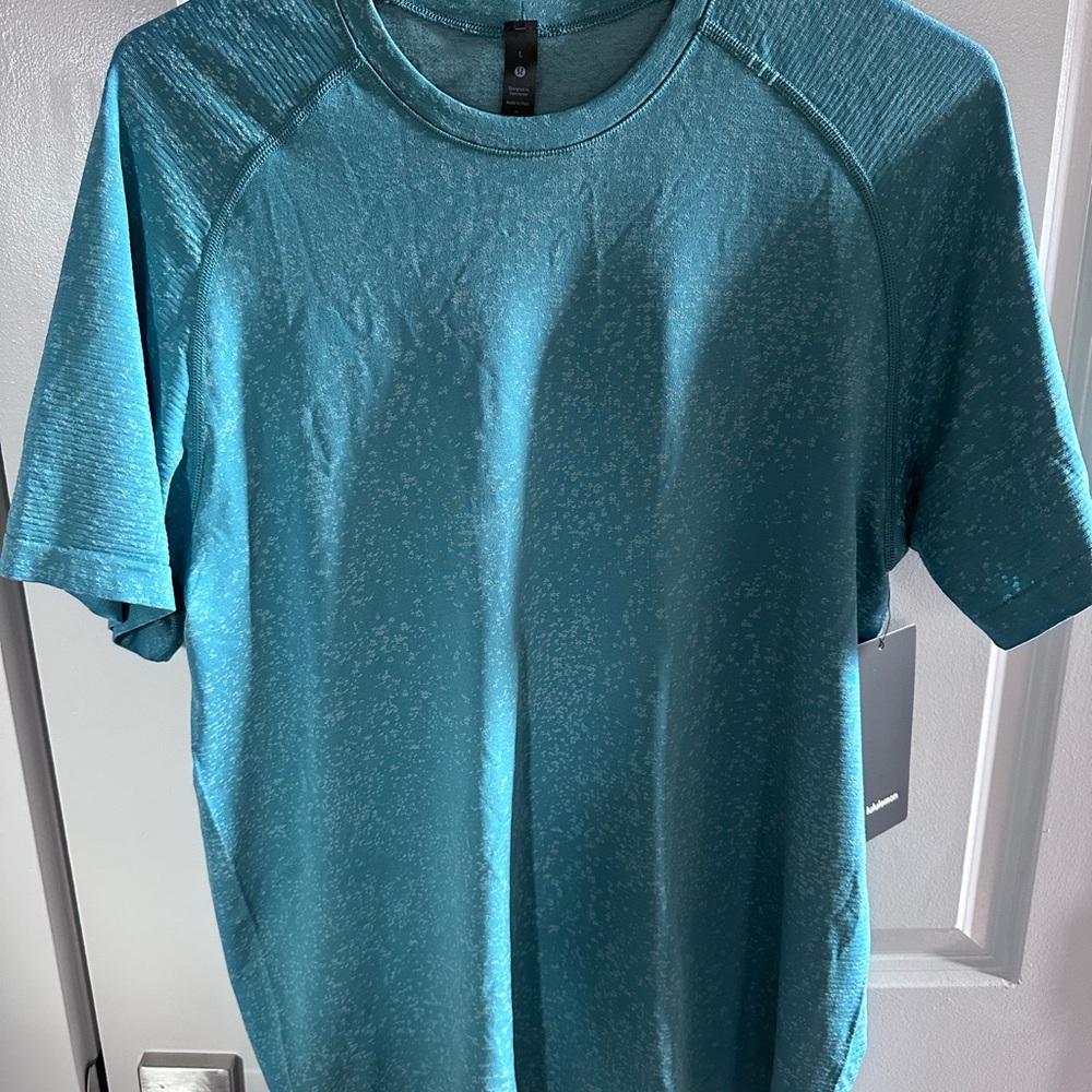 Lulu Lemon Men's Metal Vent Tech 2.0